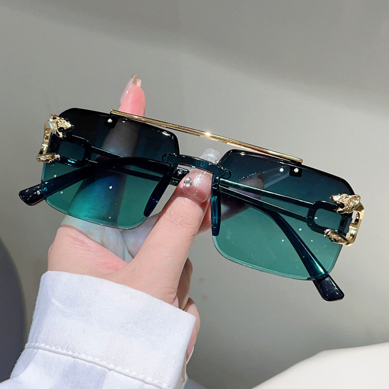 Scarred Lion Shades